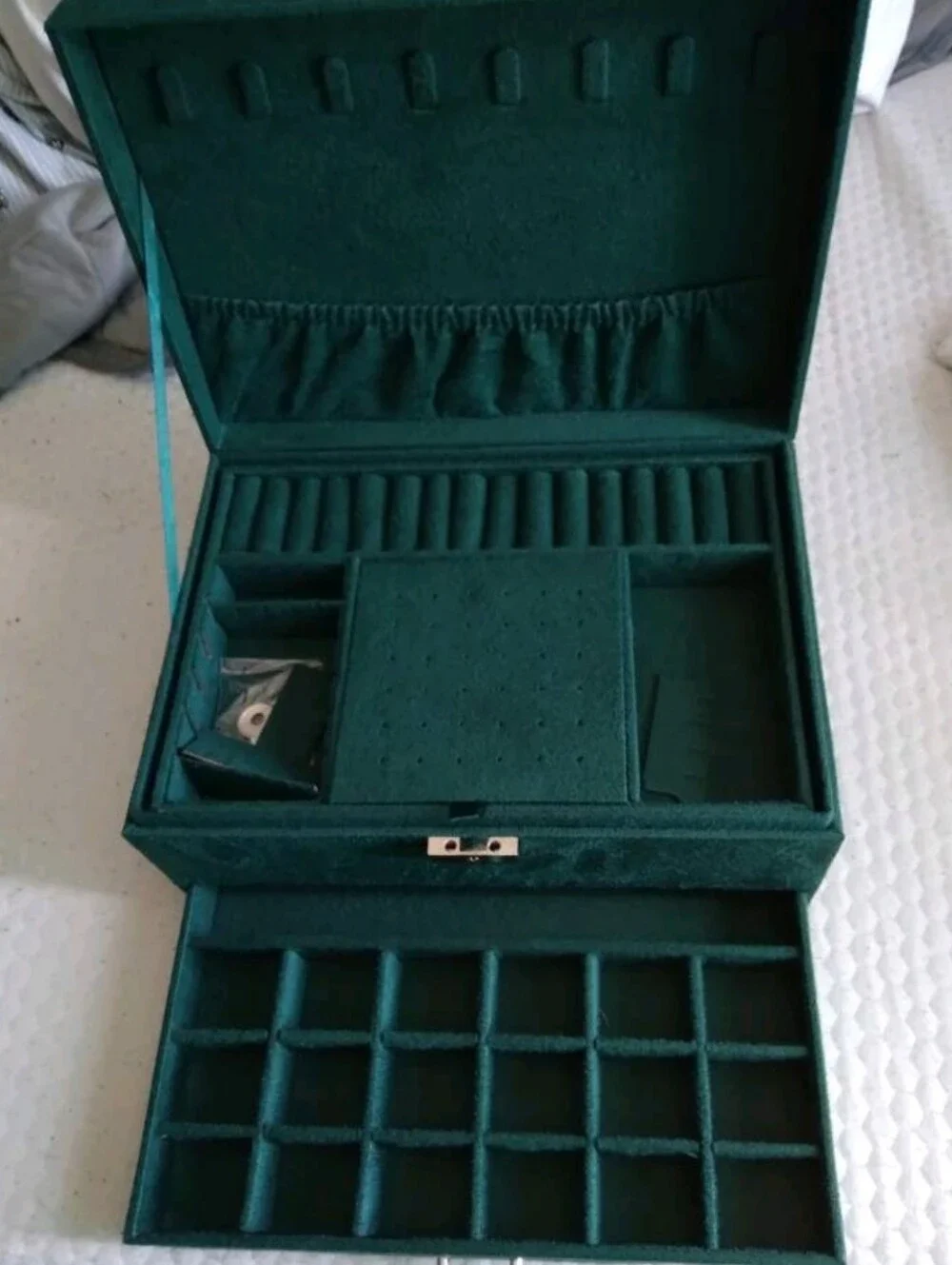 Velvet Jewelry Organizer Box in Deep Green